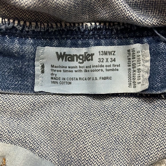 Wrangler Shorts - Picture 3 of 3